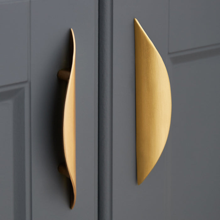 Half Moon Finger Edge Cabinet Handles Door Hardware