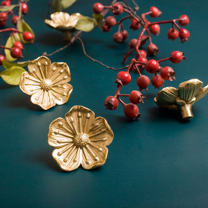 Retro copper flower Drawer Knobs/Cabinet Pulls